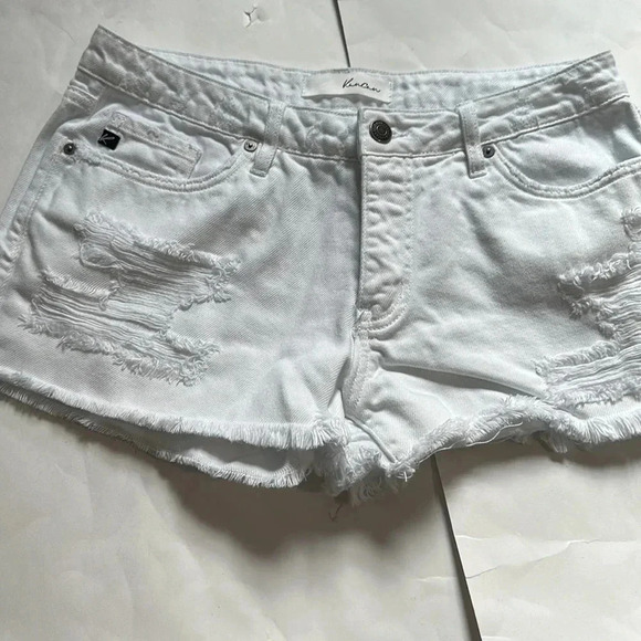 Kancan white distressed denim shorts size medium (26-27 waist) - Picture 7 of 7